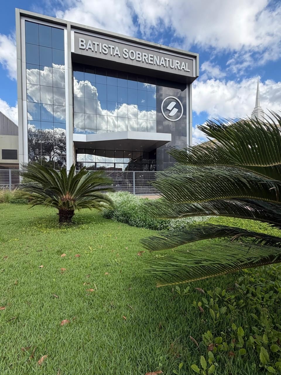 Fachada de templo